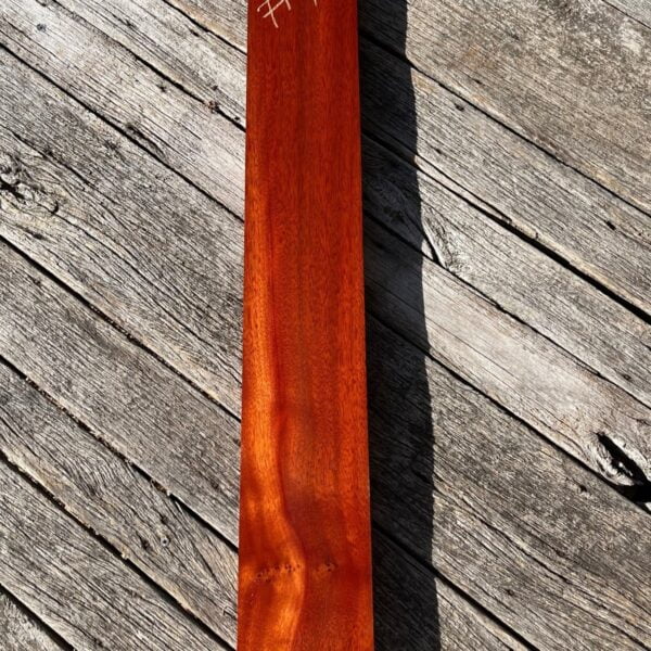 Acoustic or electric guitar neck timber