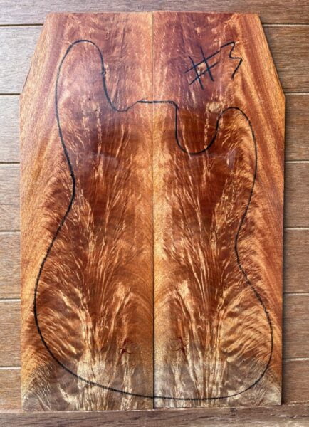 Queensland Maple Electric Guitar TOP