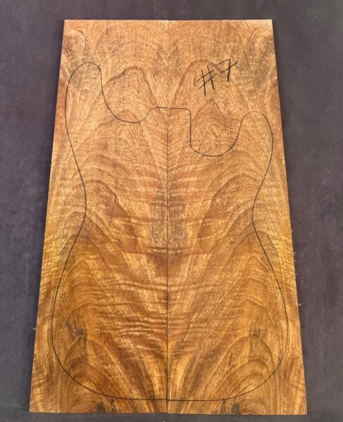 Fiddleback Mango Electric Guitar Top