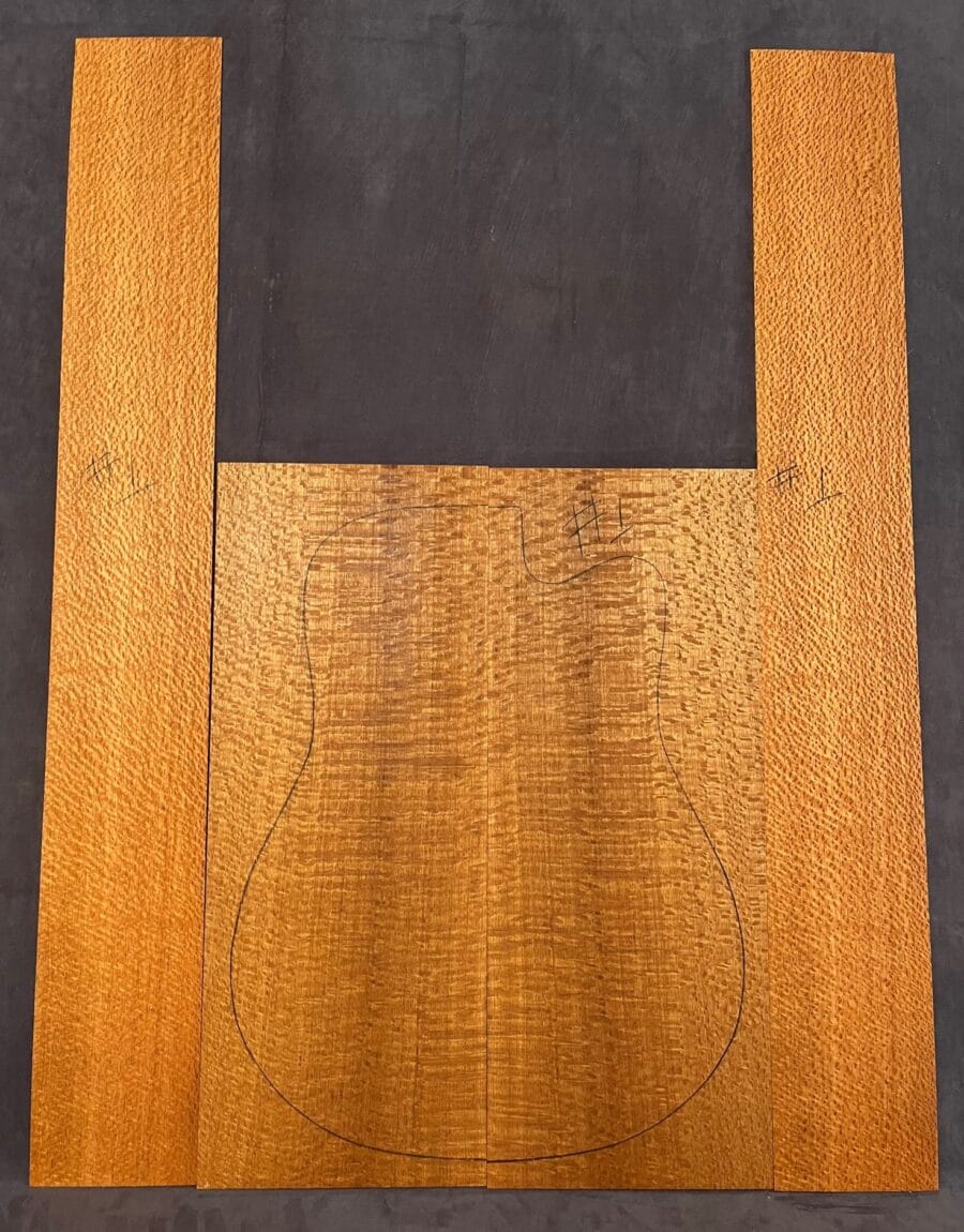 Acoustic guitar Australian Lacewood Back & Sides