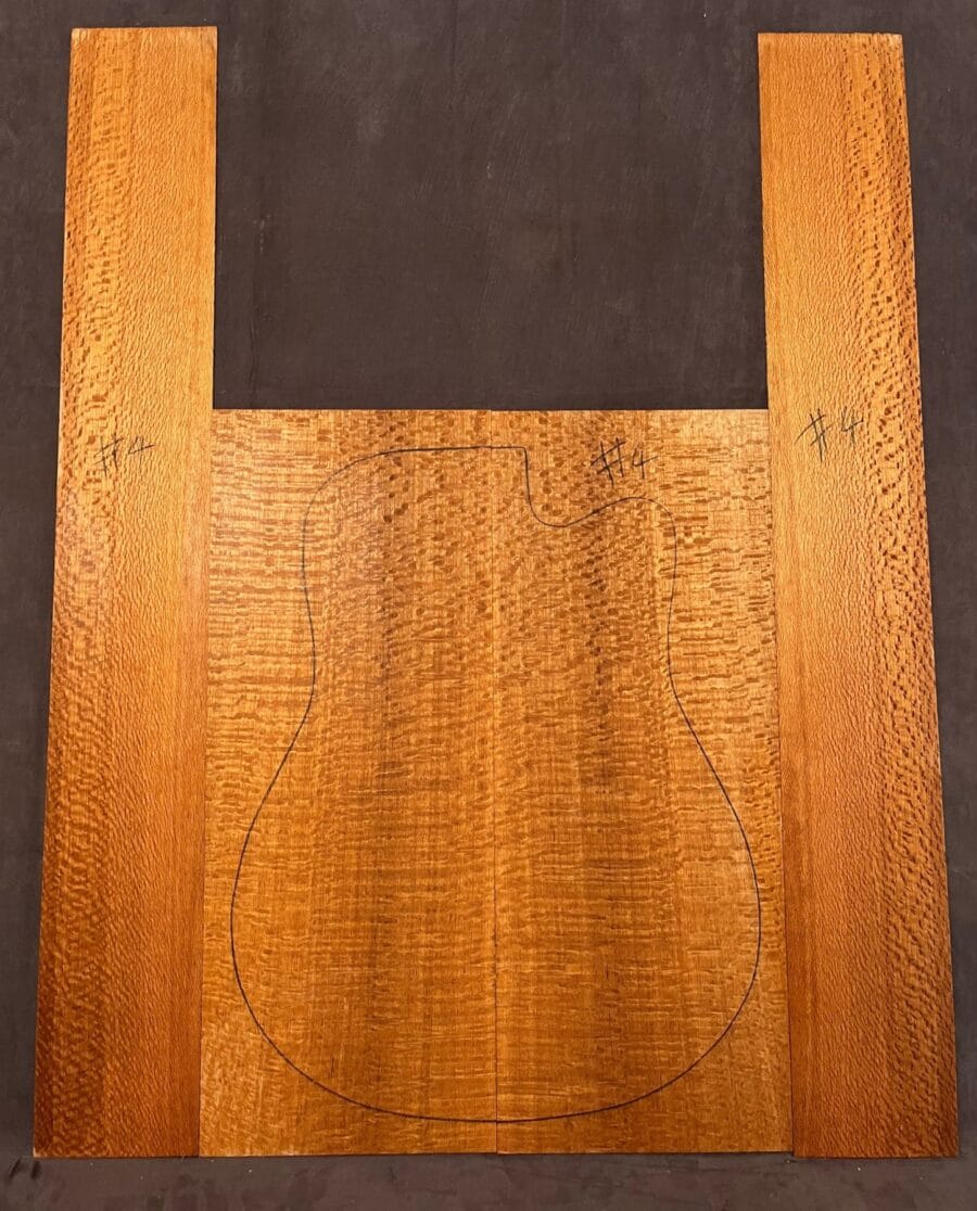 Acoustic guitar Australian Lacewood Back & Sides