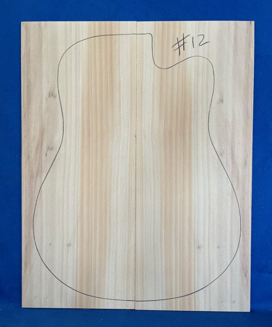 Acoustic guitar Kauri Pine Soundboard