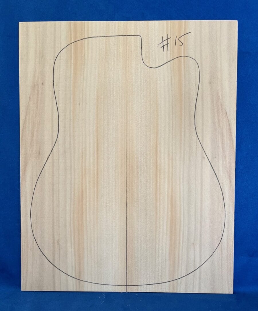 Acoustic guitar Kauri Pine Soundboard