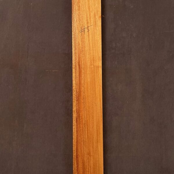 Acoustic or Electric Guitar Neck in African Mahogany