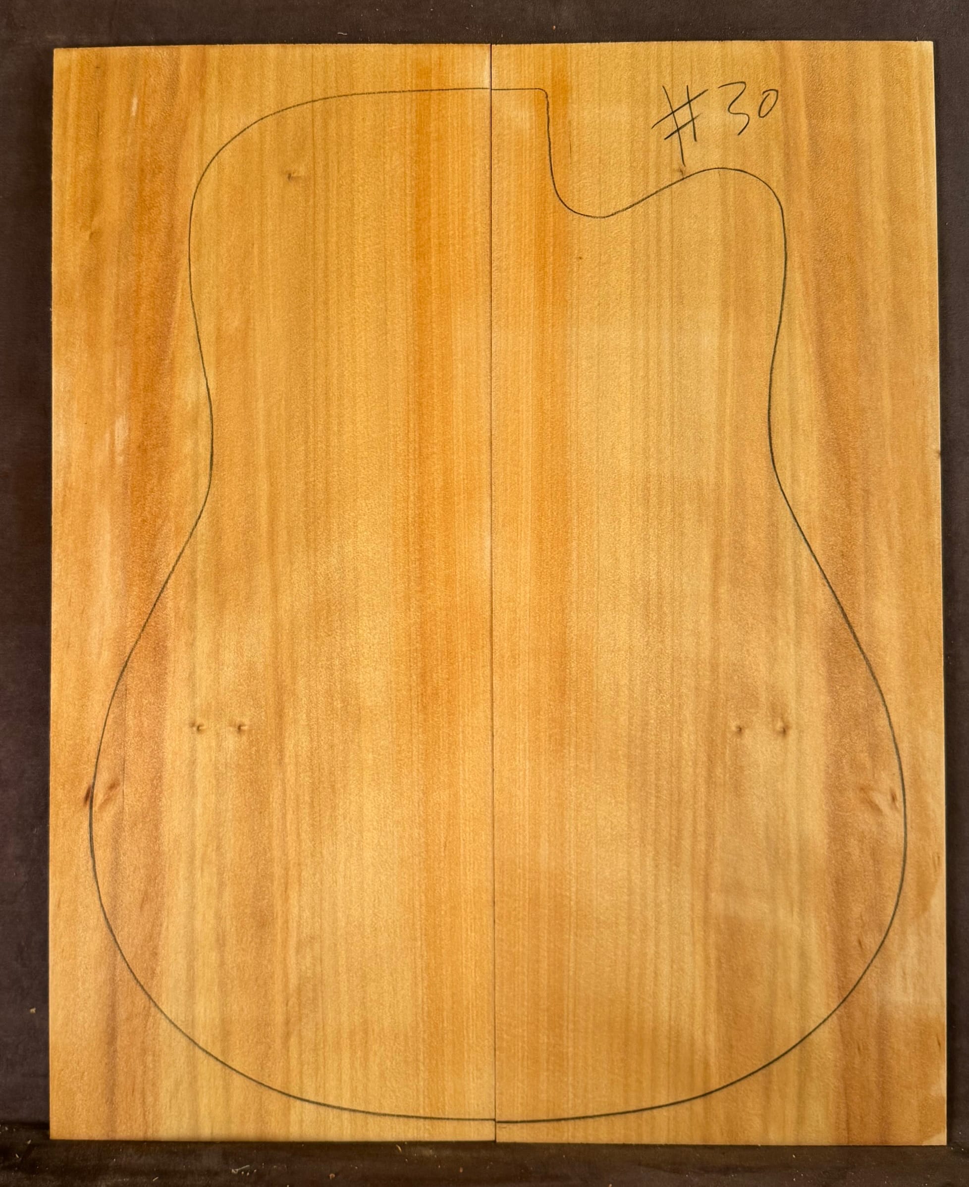 Acoustic Guitar Kauri Pine Soundboard