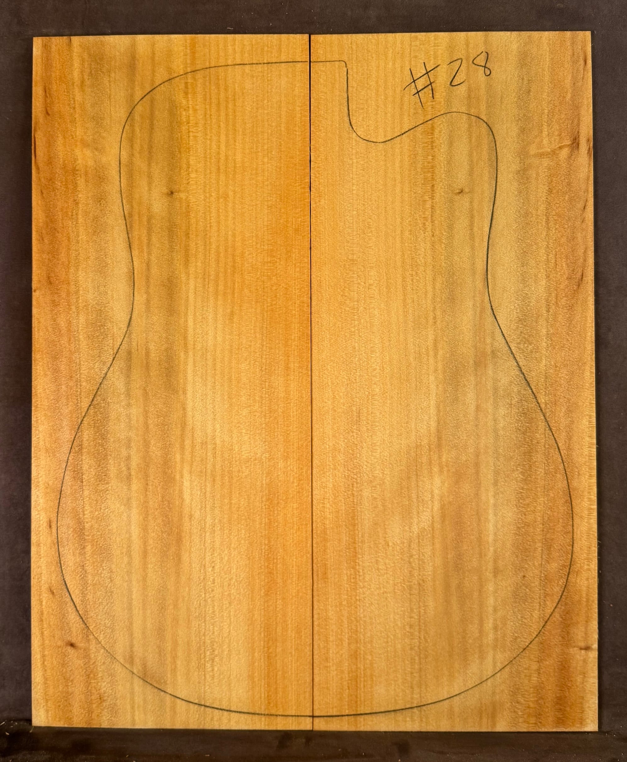 Acoustic Guitar Kauri Pine Soundboard