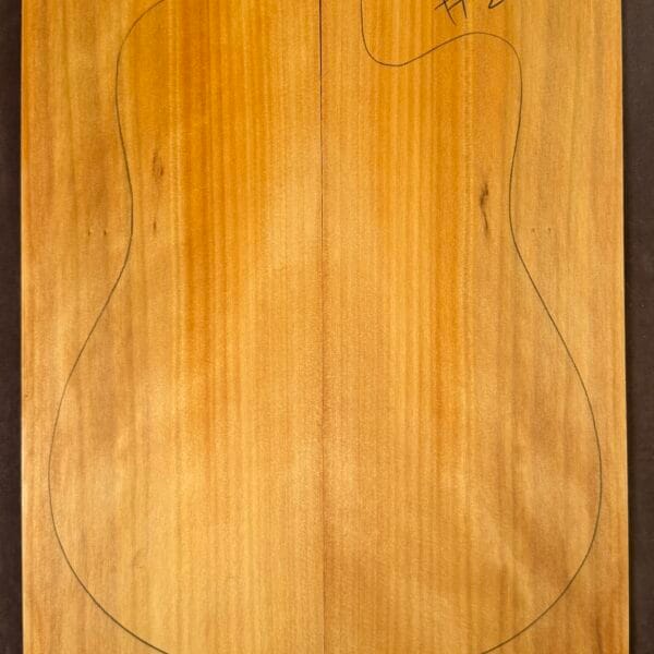 Acoustic Guitar Kauri Pine Soundboard