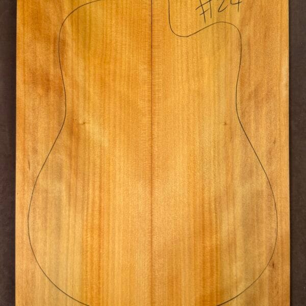 Acoustic Guitar Kauri Pine Soundboard
