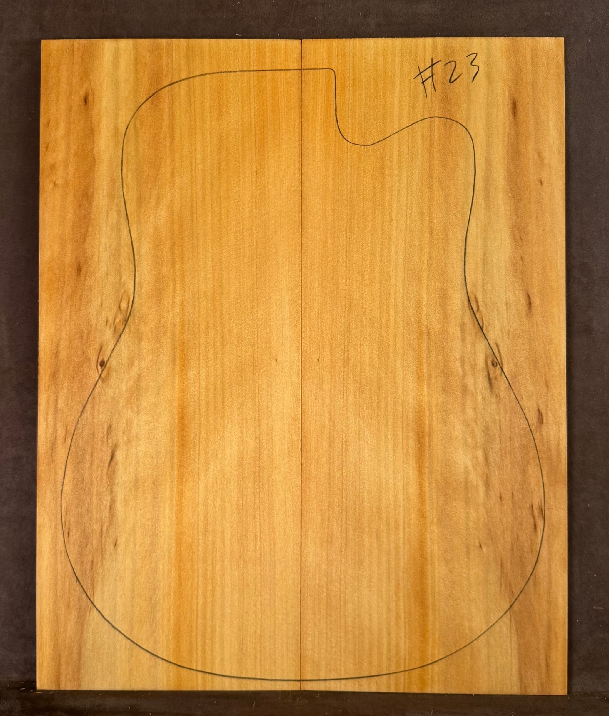 Acoustic Guitar Kauri Pine Soundboard