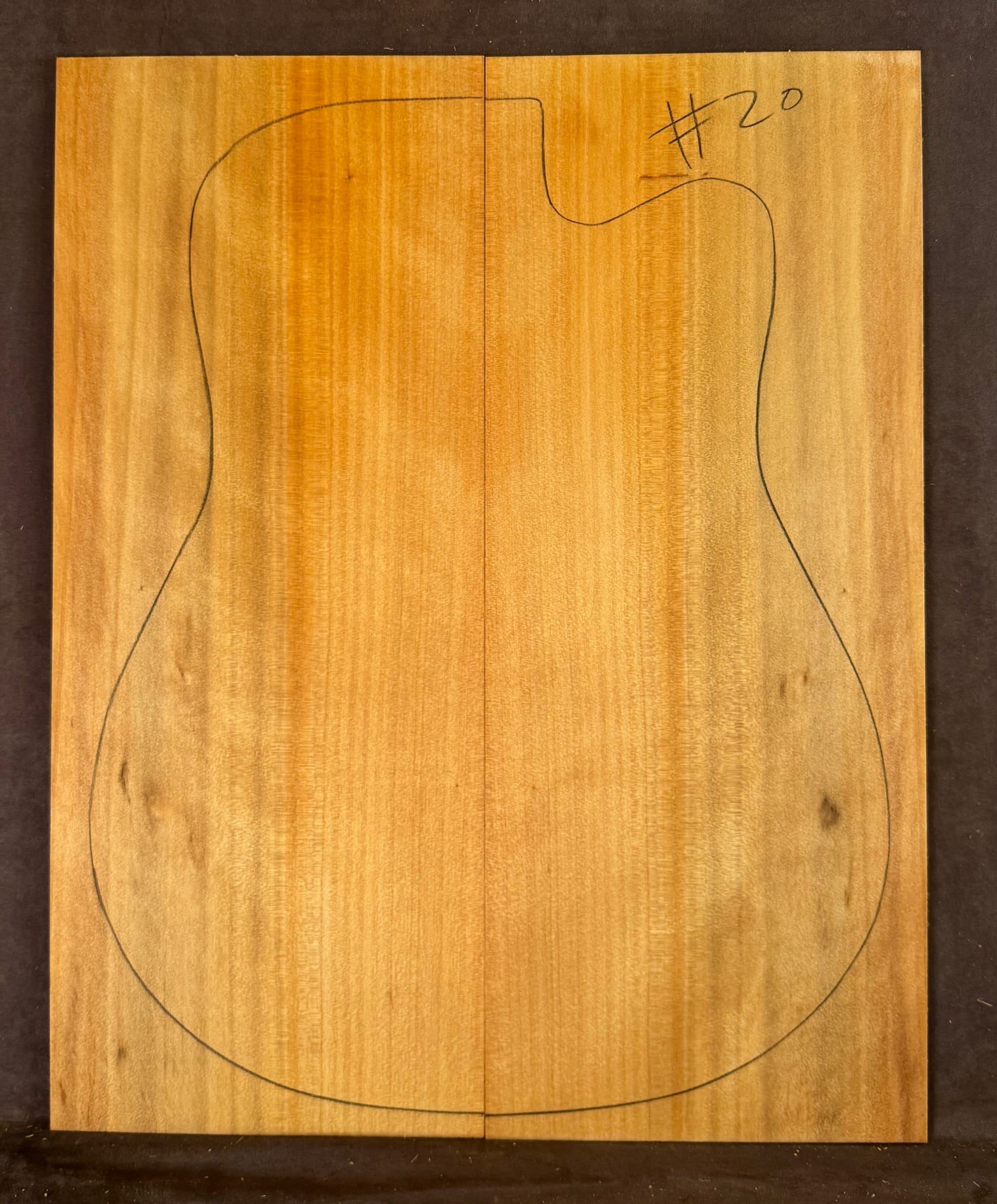 Acoustic Guitar Kauri Pine Soundboard