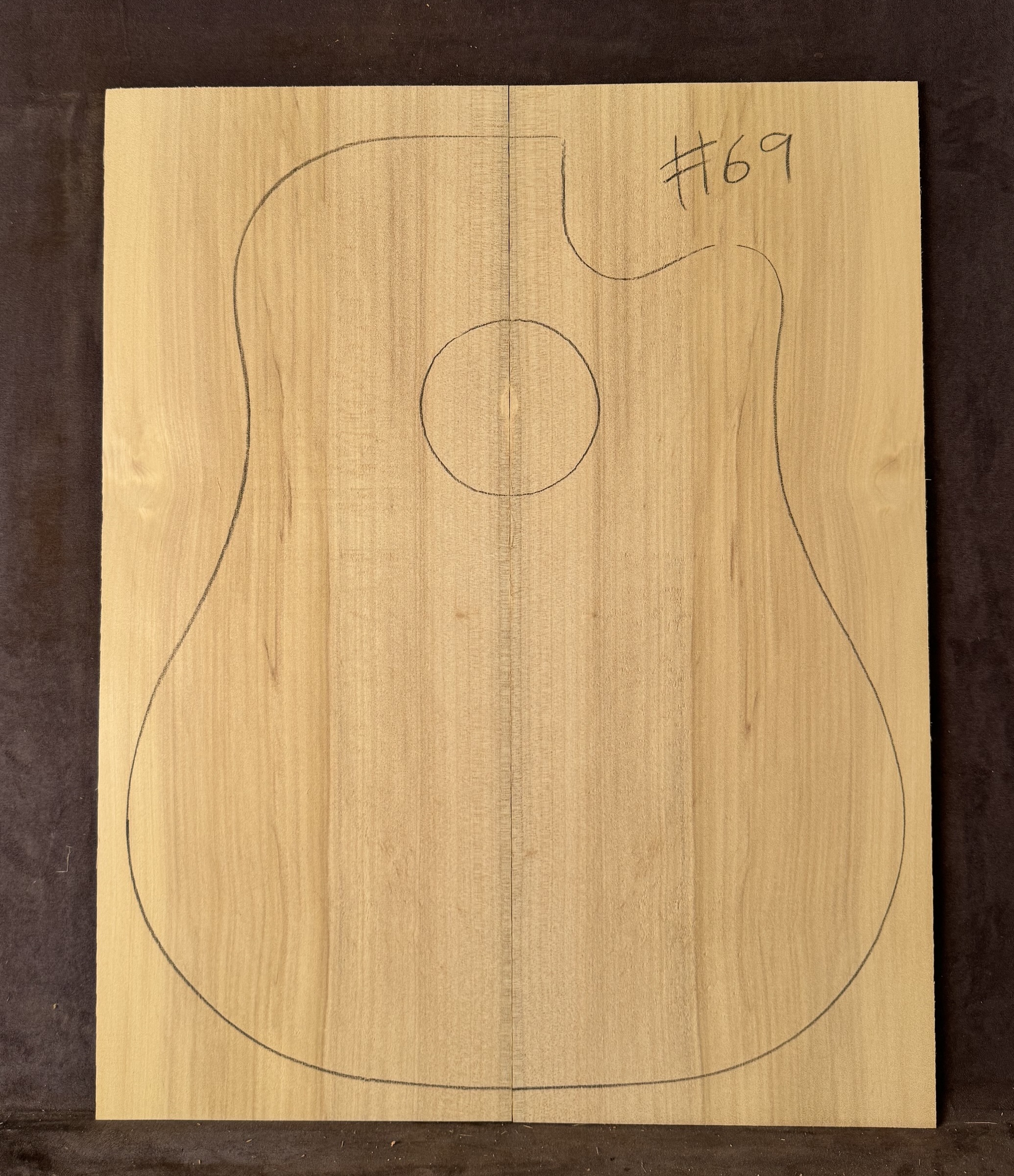 Acoustic guitar Bunya Pine Soundboard