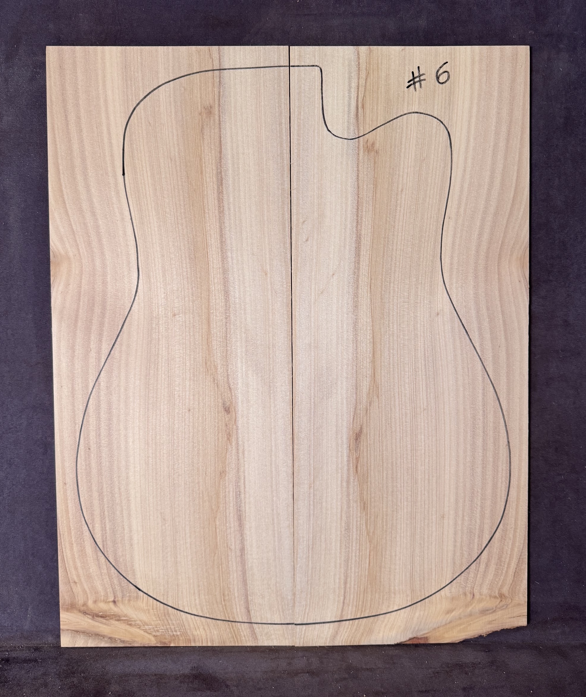 Acoustic Guitar Bunya Pine Soundboard