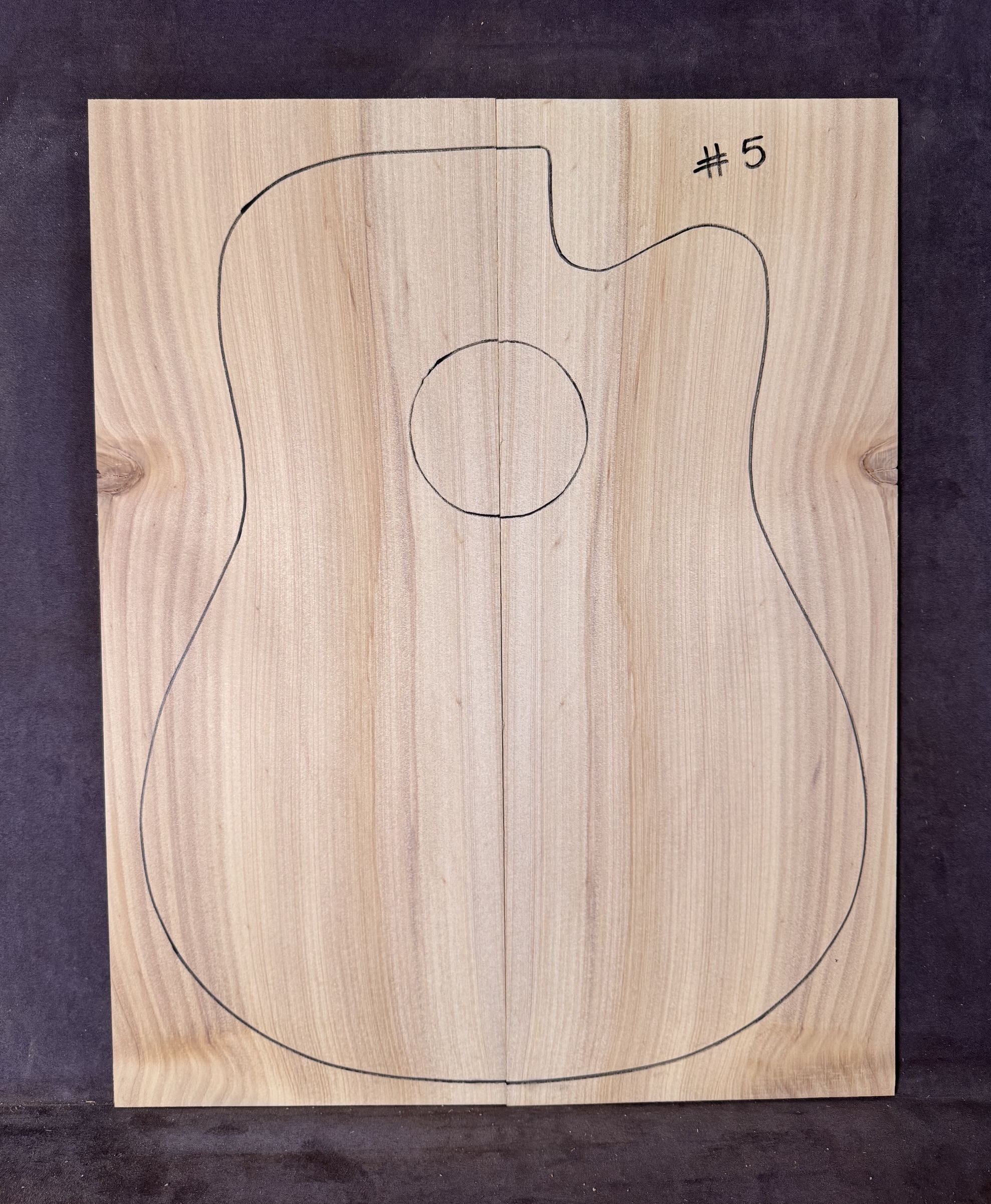 Acoustic Guitar Bunya Pine Soundboard