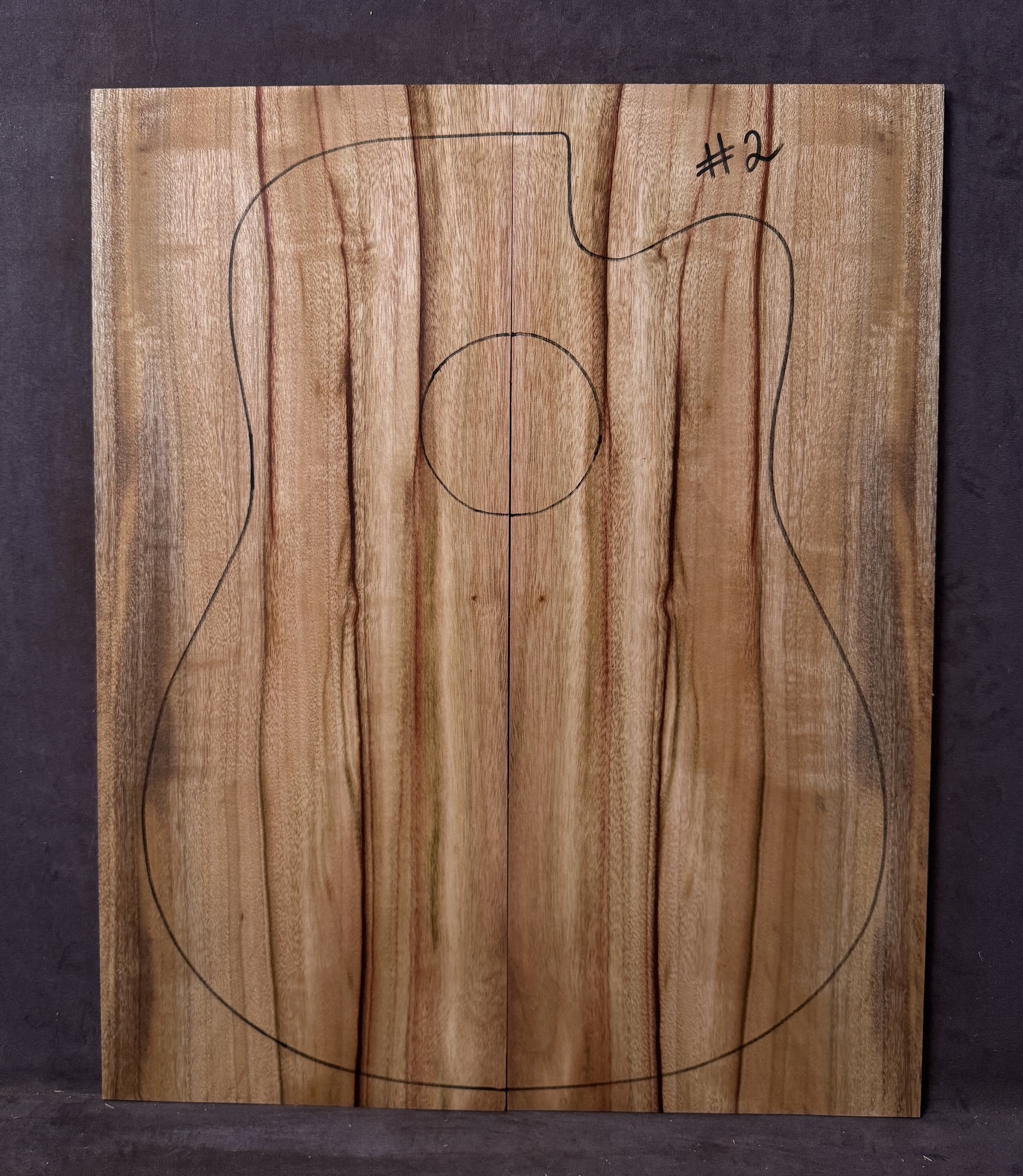 Acoustic Guitar Camphor Laurel Soundboard